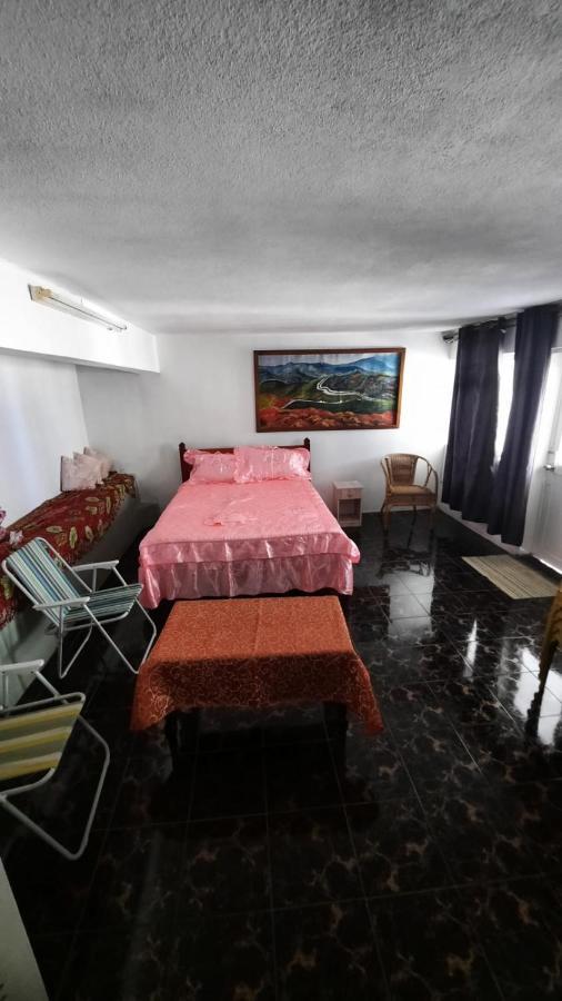 Chez Madam Rose Apartment Ле Морн Екстериор снимка